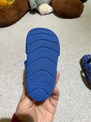 21 Beden Adidas sandalet