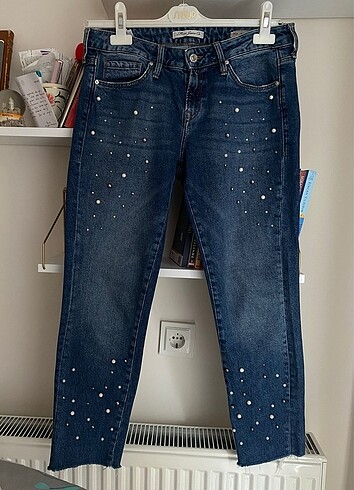 38 Beden Mavi Jeans İncili