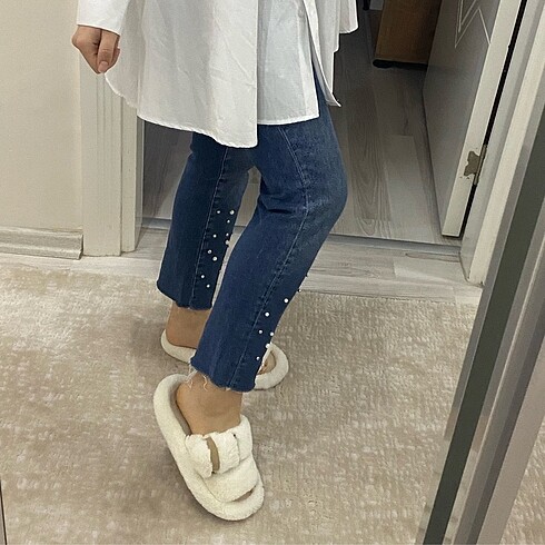 Mavi Jeans İncili