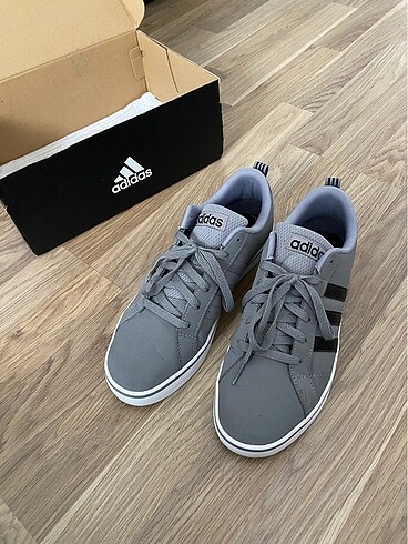 Adidas skateboarding