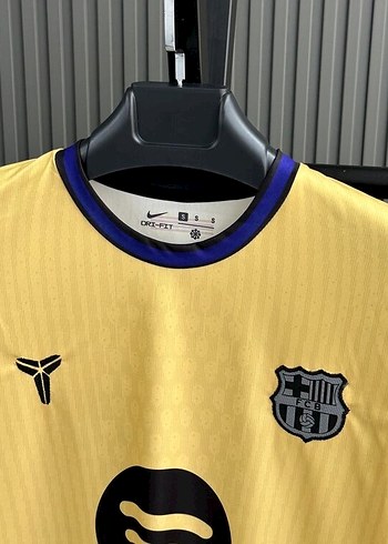 BARCELONA X KOBE BRYANT FORMA - Görsel 4