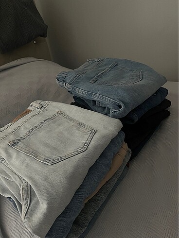 Zara Jeans