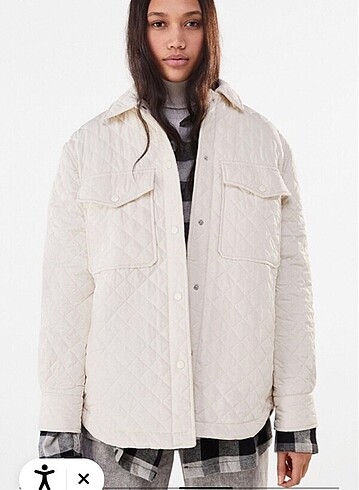 Bershka Krem Renk Kapitone Ceket/Mont