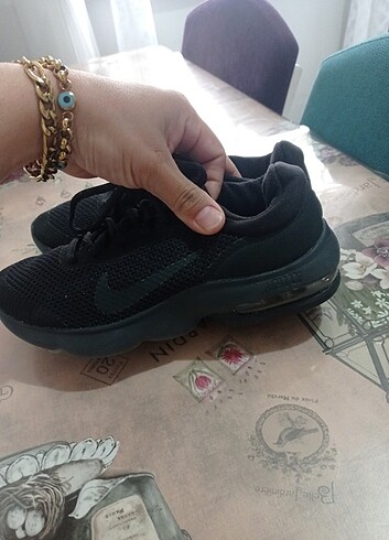 Orjinal Nike spor ayakkabı 