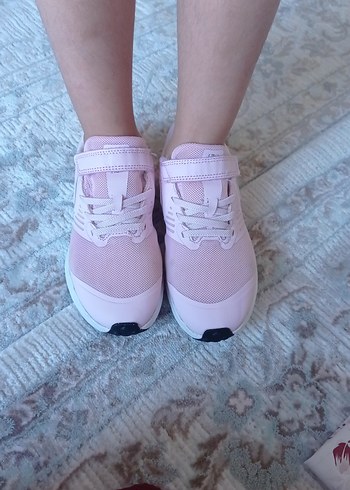 Nike Kız Çocuk Elastik Bantlı Pembe Spor Ayakkabı