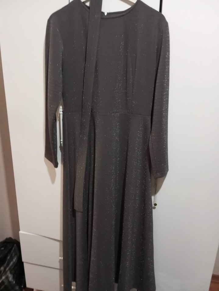 Uzun Kollu Siyah V Yakalı Uzun Elbise - Görsel 2