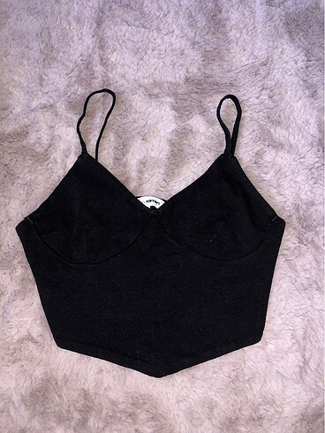 Siyah crop