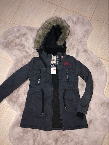 Y-London Lonsdale mont