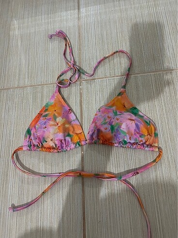H&M bikini üstü