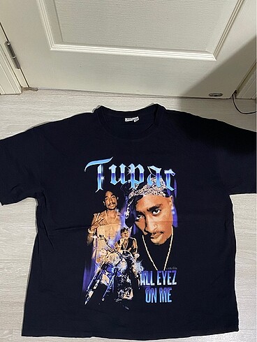 Tupac t-shirt