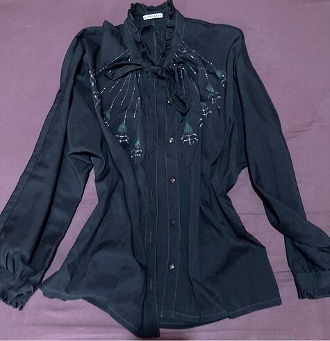 gothic lolita fırfırlı gömlek