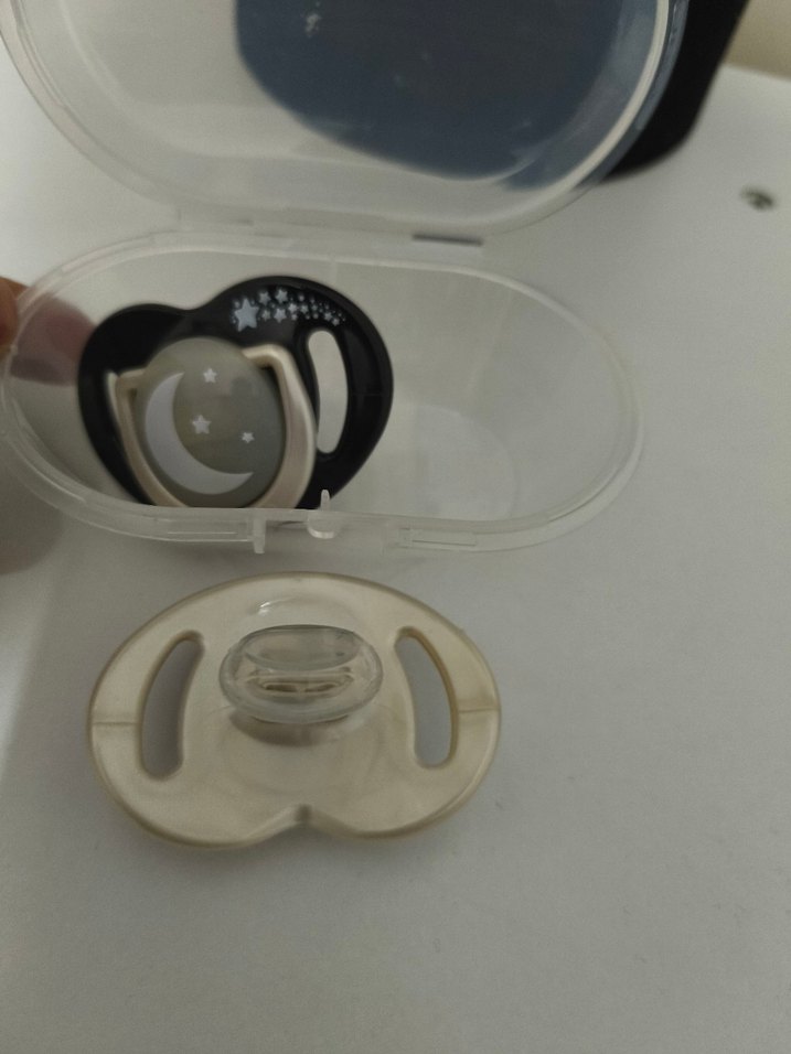 Ay ve Yıldız Desenli Bebek Emzik Seti - Görsel 2