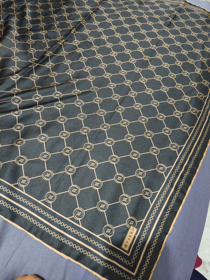 Vakko desen eşarp - Görsel 3