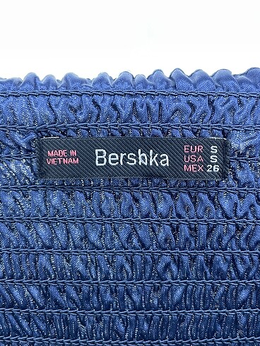 s Beden çeşitli Renk Bershka Uzun Elbise %70 İndirimli.