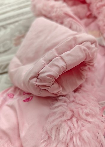 Pembe Nakışlı Kürklü Bebek Kış Tulumu - Görsel 6