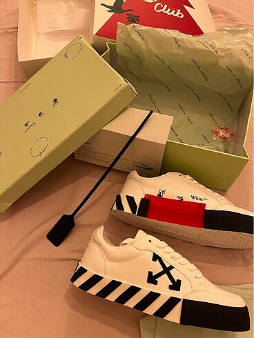 Off-White OFF WHITE ICONIC SNEAKERS
