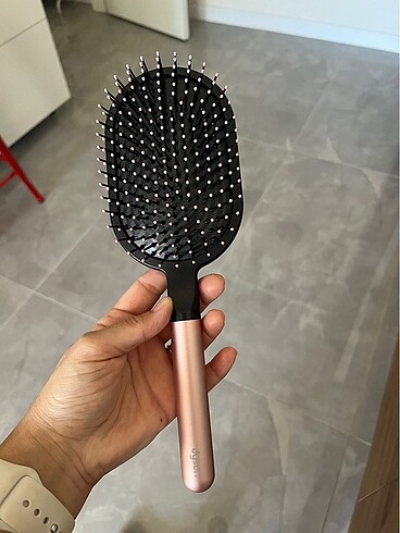 Beden Dyson Tarak Fırça