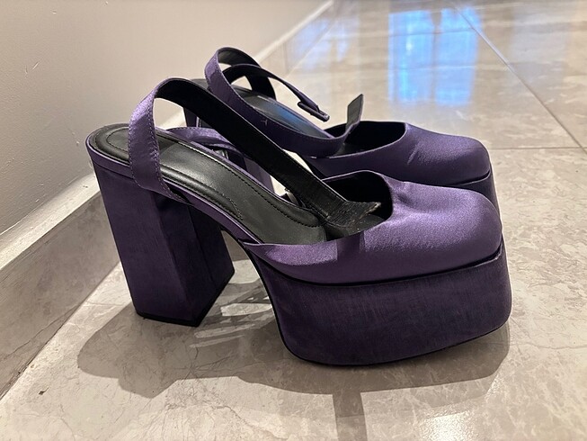 41 Beden Bershka Platform Topuklu Sandalet