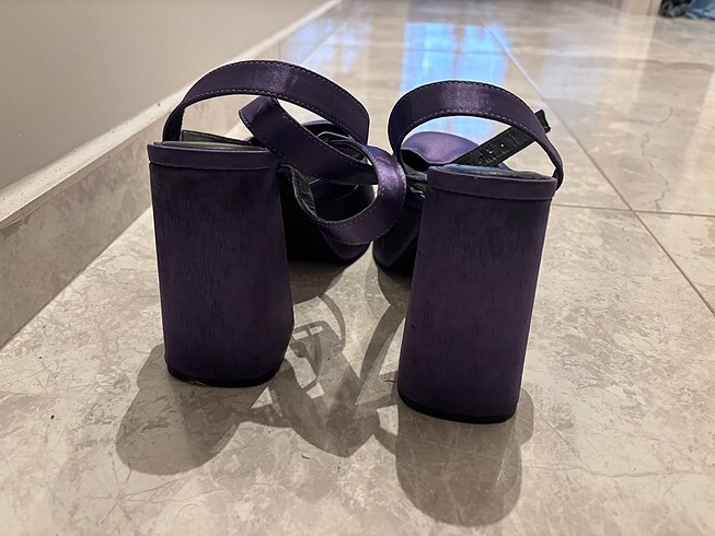 41 Beden mor Renk Bershka Platform Topuklu Sandalet