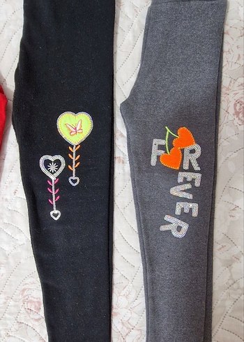 LC Waikiki 10 adet pantolon. Hepsi 4 - 5 yaş.