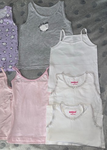 Kız çocuk atletler. Adet fiyatır. - Görsel 3