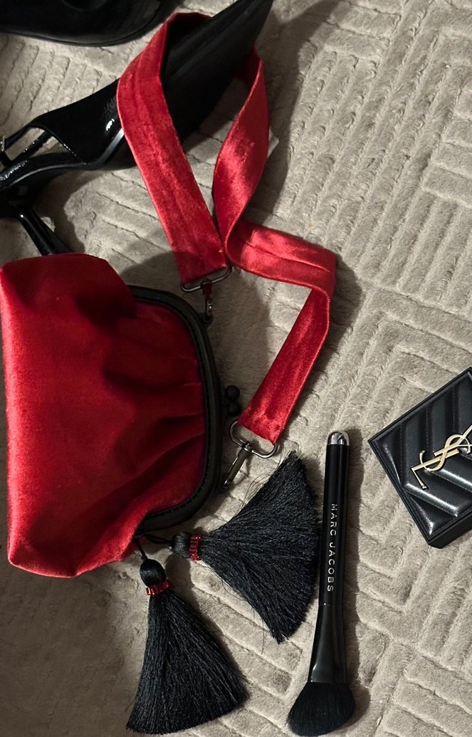 El yapımı özel tasarım kırmızı çanta. - Görsel 2