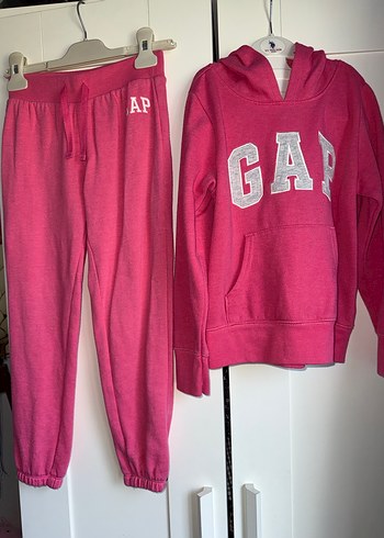 GAP marka, pembe renk eşofman takımı. 6/7 yaş. Orijinal. - Görsel 2