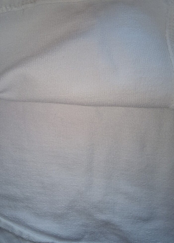 Beyaz Breeze kazak. Temiz. 5 yaş. - Görsel 3