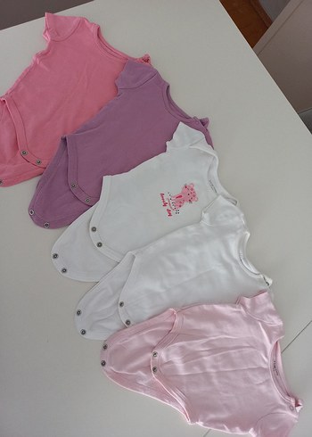 Kız Bebek Düğmeli Kolsuz Çıtçıtlı Body 5 tane - Görsel 2