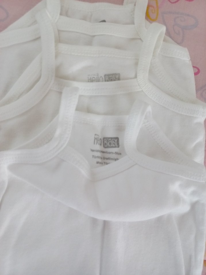 Beyaz Çocuk Atlet - Görsel 4