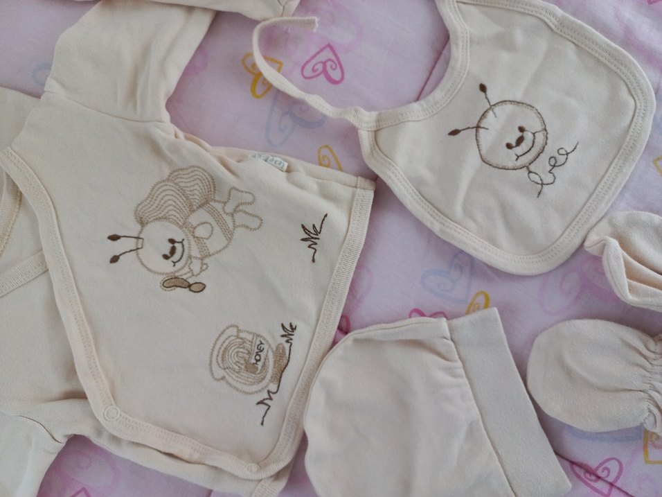 Nakışlı Beyaz Dantelli Bebek Kız Takımı - Görsel 2