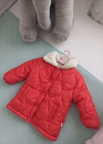 Kız Çocuk Kırmızı Kürklü Mont