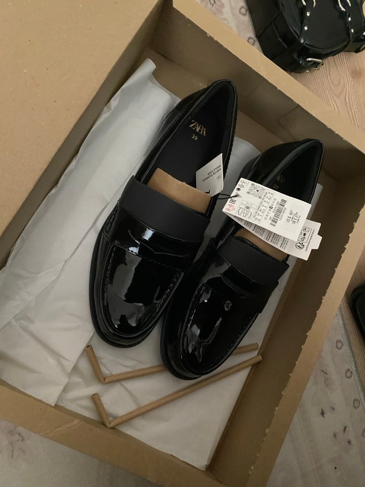 Zara Siyah Rugan Loafer - Görsel 4