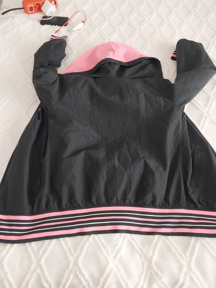 Pembe Kapüşonlu Fermuarlı Kadın Ceket - Görsel 3