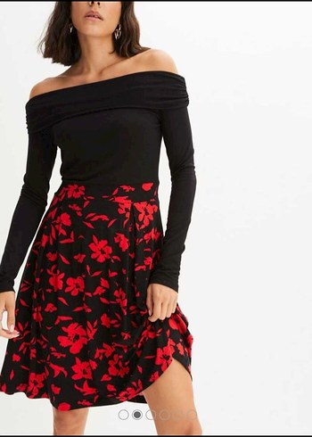 Siyah Çiçek Desenli  Mini Elbise - Görsel 2