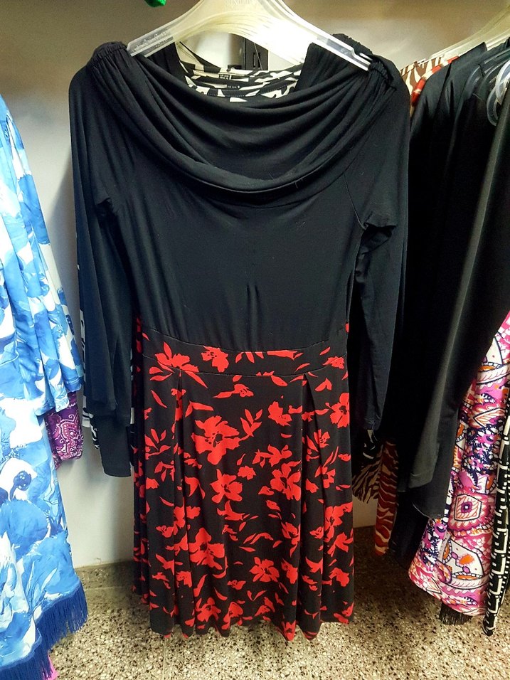 Siyah Çiçek Desenli  Mini Elbise - Görsel 4