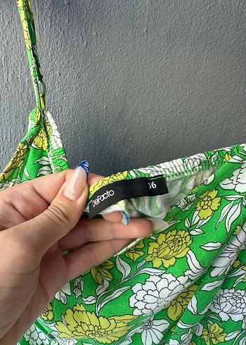 LC Waikiki Renkli Uzun Askılı Elbise