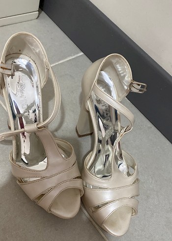 35 Beden beyaz Renk Diger Beyaz Stiletto Topuklu Kadın Abiye Ayakkabı