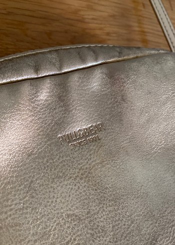 Pull and Bear Bej Deri Kadın Çapraz Çanta Fermuarlı
