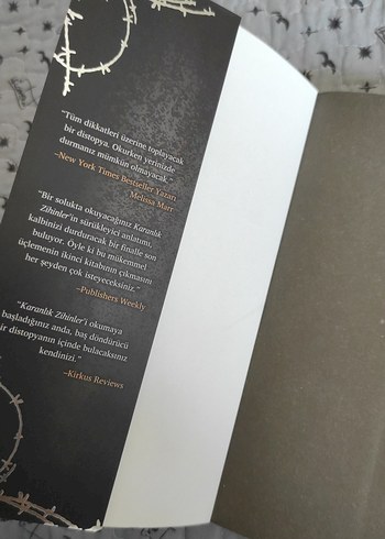  Beden Karanlık Zihinler Kitap 1