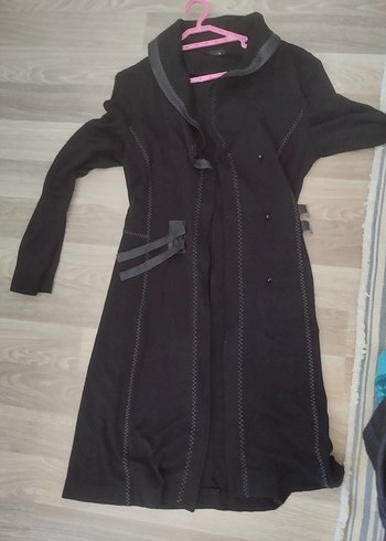 Seçil Kadın Siyah Uzun Kemerli Kaban
