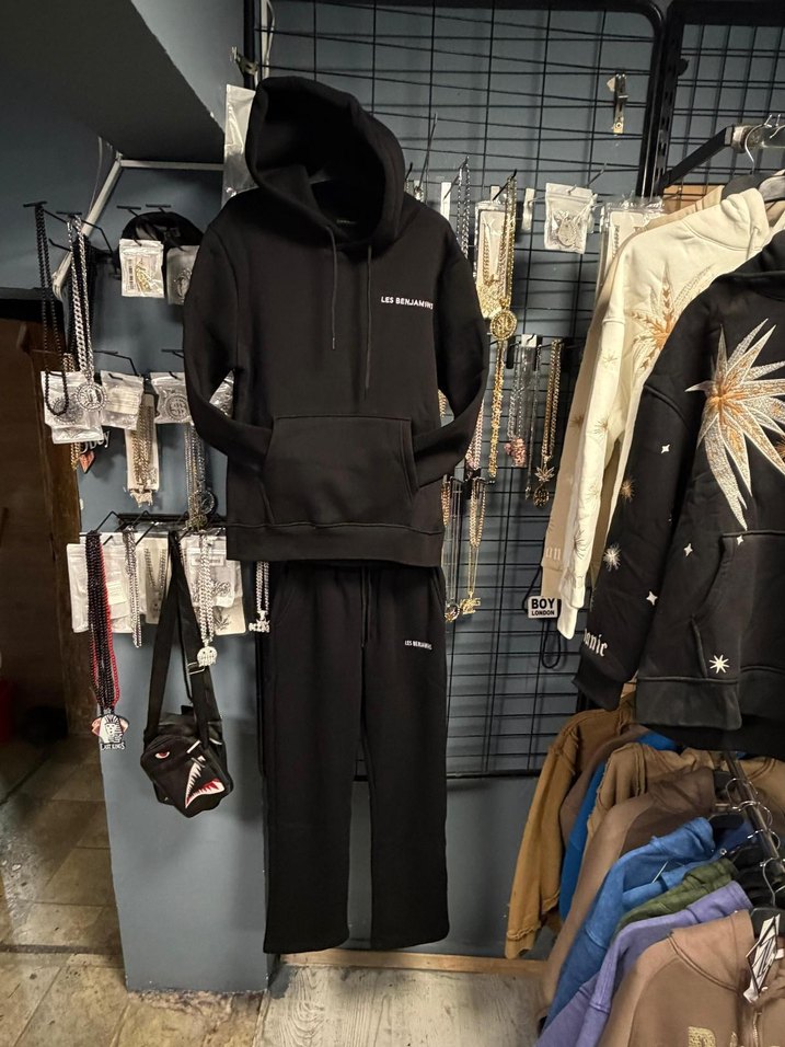 Kapüşonlu  Eşofman Takımı - Görsel 3