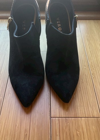 Siyah Süet Stiletto Topuklu Kadın Bot - Görsel 5