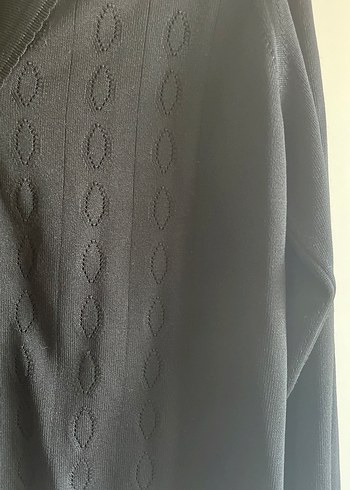 Düğmeli Siyah V Yaka Kadın ince merserize Hırka - Görsel 4