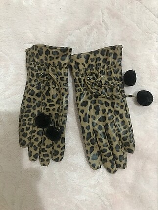 Leopar eldiven