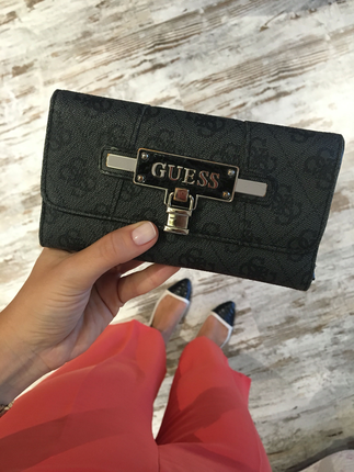 Guess Cüzdan