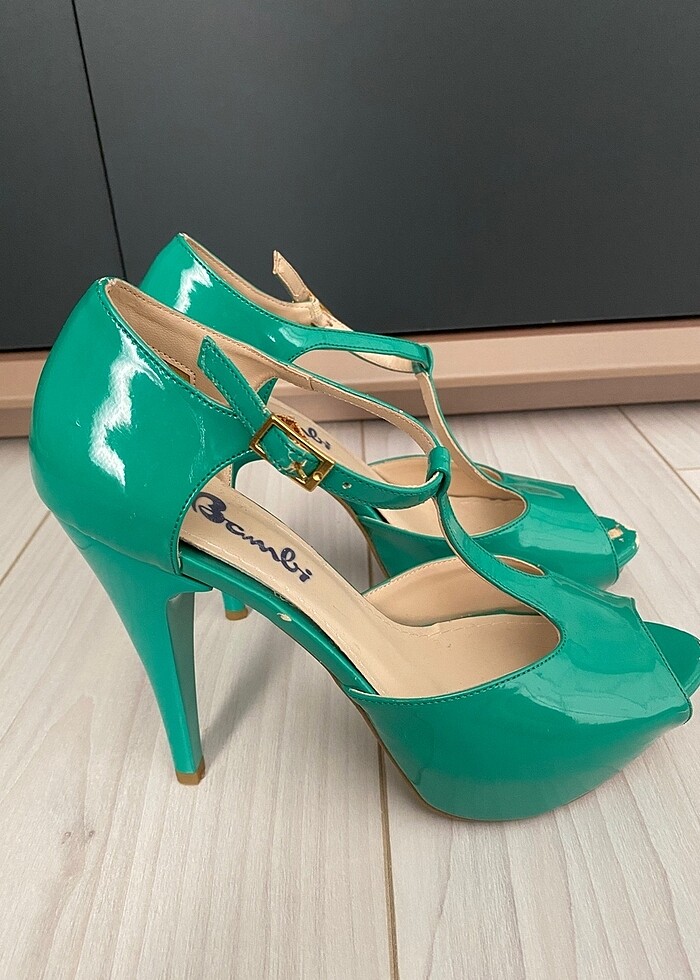 Bambi yeşil parlak topuklu - Görsel 2