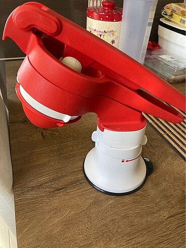 Tupperware narenciye sıkacağı