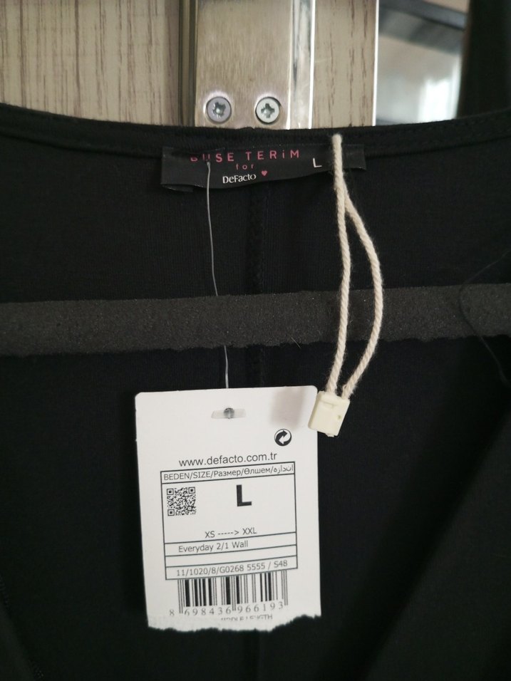 Siyah Kadın Tulum - Görsel 3