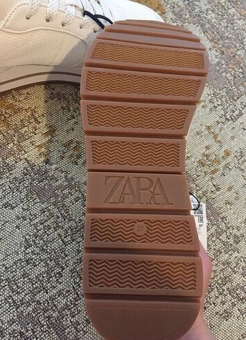 Zara Zara Krem Spor Ayakkabı
